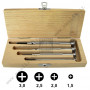 Set of 4 screwdrivers in wood case