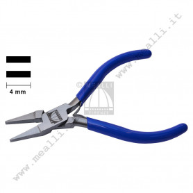 Flat Nose Plain Jaws Plier
